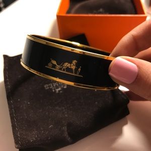 Hermès black and gold bangle